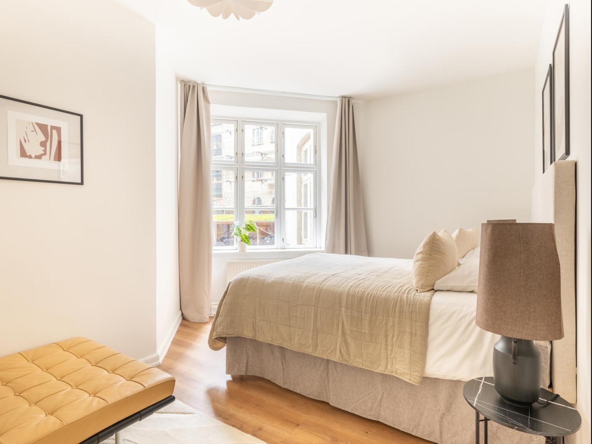 Sanders Noble - Fantastic 4-Bdr Apt In The Capital København Eksteriør billede